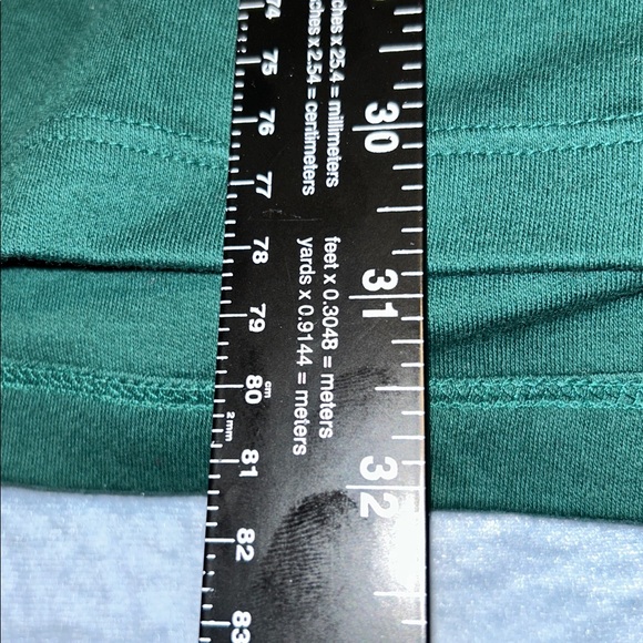 Croft & Barrow 4x Cardinal Round Neck Classic Christmas themed Long Sleeve Tee - Picture 10 of 12